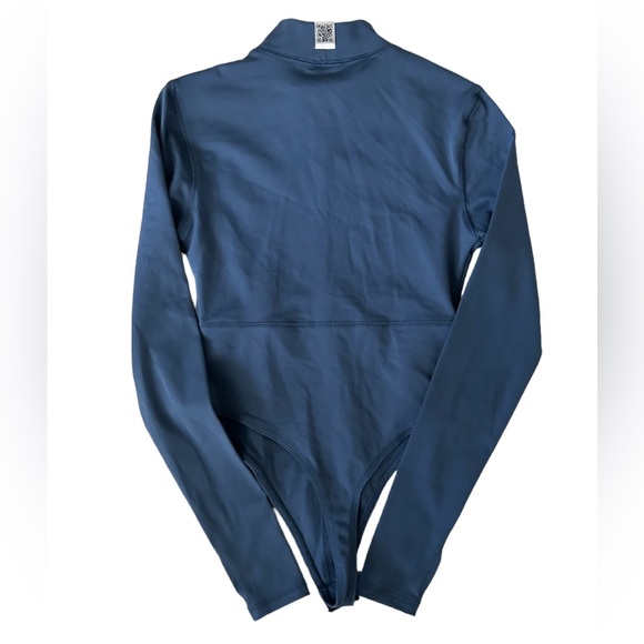 The Giving Movement Softskin100 Lot 2 Bodysuit Women’s Small EUC Sustainable - Picture 4 of 13